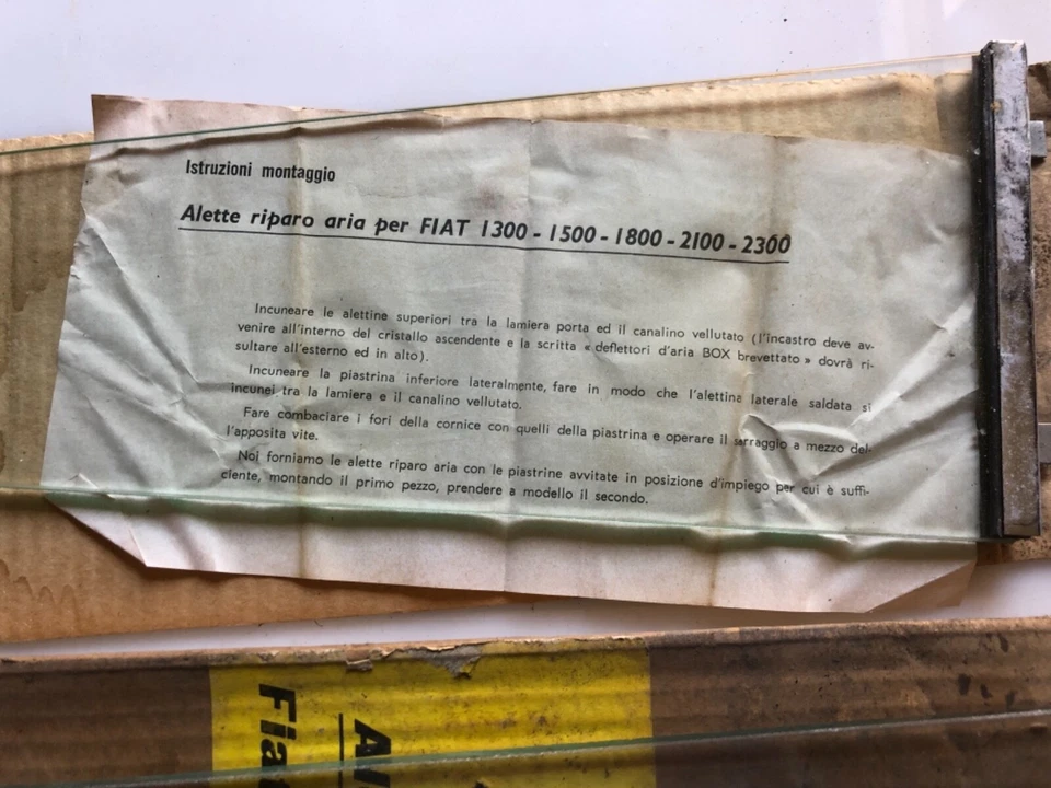 FIAT 1800 2100 2300 COPPIA ALETTE RIPARO ARIA AIR SHELTER FINS OLD STOCK Foto 3 de 3
