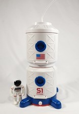 Astro Venture Deluxe Space Playset Toy Space Station and 1 Astronaut
