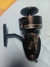 MITCHELL 301A.  INCOMPLETE.  JUST NEEDS HANDLE & BAIL ARM.  EX. WORKING ORDER.