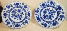Pair Antique Johnson Brothers Blue Onion Flow Blue Luncheon Plates Set B