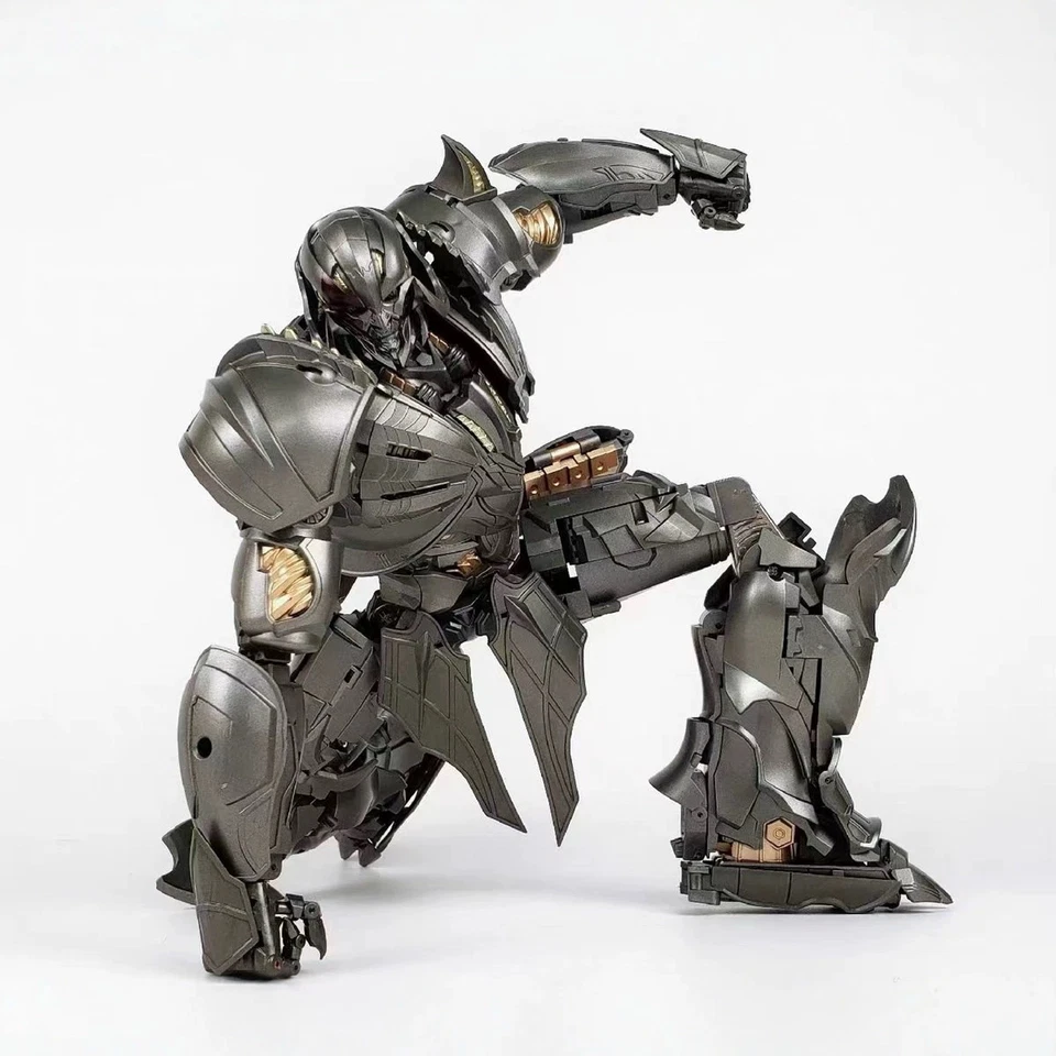 Unique Toys R-03 Dragoon (Megatr0n) - Image 3 of 4