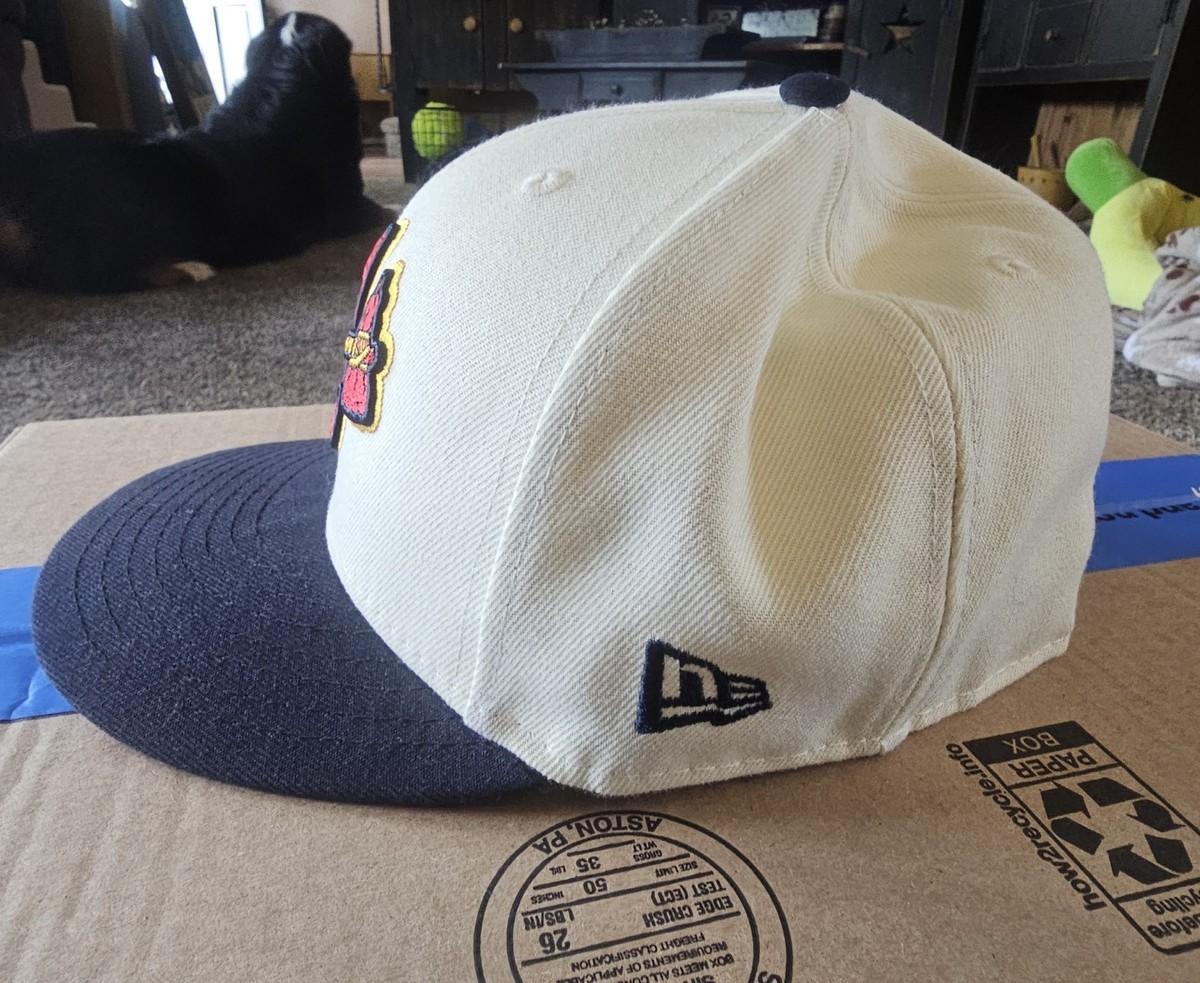 2017  Atlanta Braves Inaugural Season Official Hat. View 4