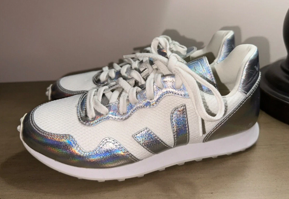 Veja hexa store white