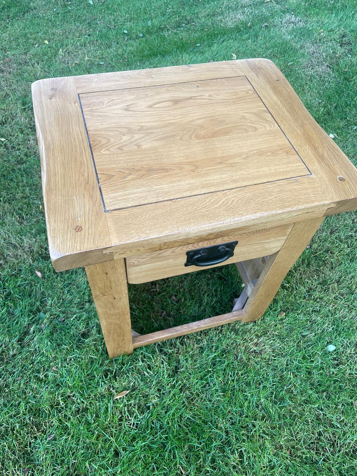 OAK FURNITURELAND OAK SIDE TABLE BEDSIDE BEDSIDE With