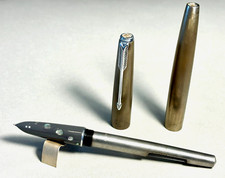 Parker — 61 Flighter Argentina Aerometric Mother-of-Pearl Inlays &Titanium patina — fountain pen for sale on Nibfolio — photo 2