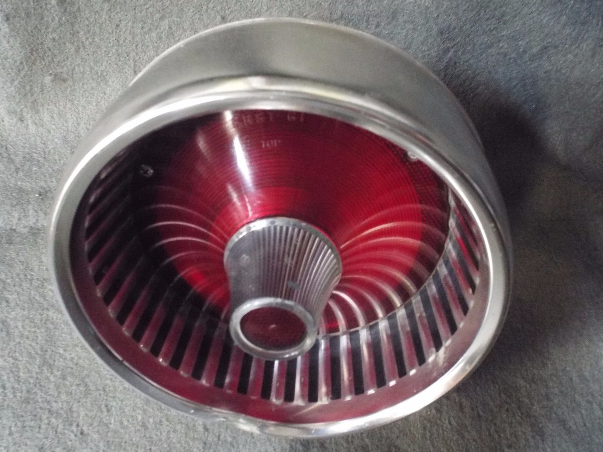 Taillight 1961 Ford Galaxie 500/Sunliner/Starliner/Custom Sedan