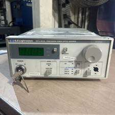ILX LIGHTWAVE MPS-8033 PRECISION FIBER OPTIC SOURCE