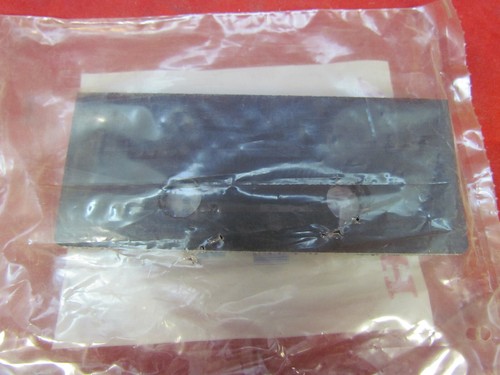 New - Honda 72443-V10-020 RUBBER, BLOWER - Picture 4 of 5