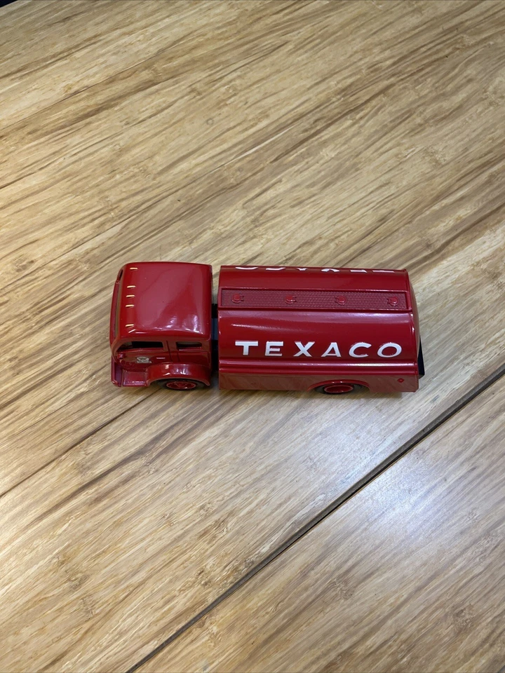 Vintage 1995 Ertl Texaco 1949 White Tilt Cab Tank Truck Bank Stock#F950 KG - Image 3 of 4