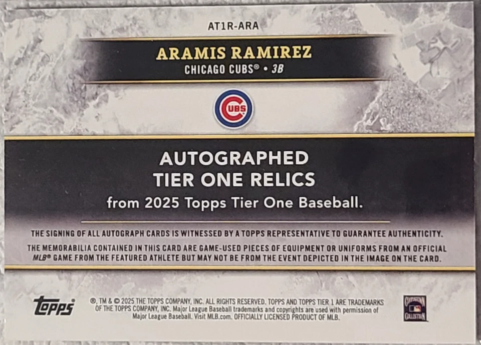 2025 Topps Tier One Aramis Ramírez Doble Reliquia Automático/99 #AT1R-ARA Foto 2 de 2