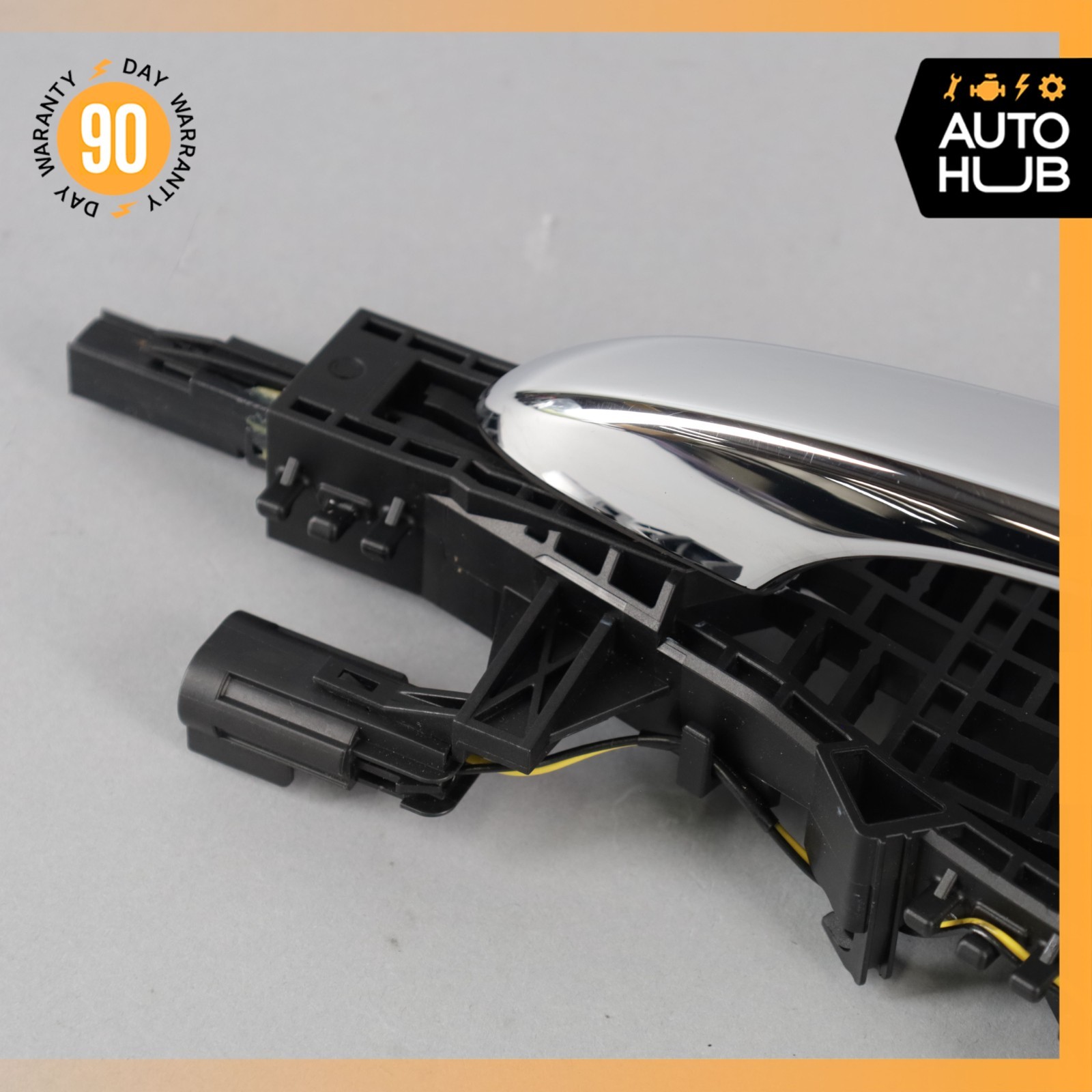 14-21 Maserati Quattroporte M156 Front Left Driver Side Exterior Door Handle OEM