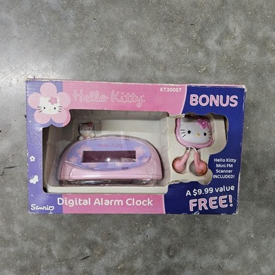 Sanrio Hello Kitty Digital Alarm Clock KT3005T Pink Bonus Mini FM Scanner Radio