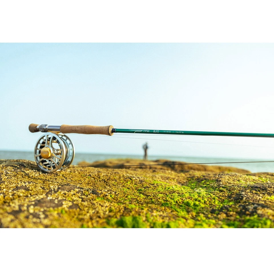 TFO Blitz 7wt 9ft 4pc Fly Fishing Rod with Rod Sock and Rod Tube (TF 07 90 4 BZ) - Image 3 of 4