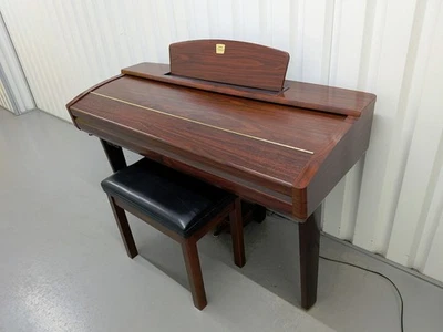 YAMAHA CLAVINOVA CVP-307 DIGITAL PIANO ARRANGER IN MAHOGANY STOCK #26399