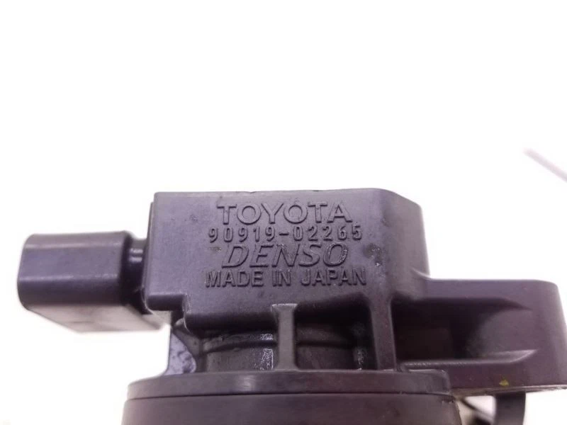 CONJUNTO DE BOBINA DE IGNIÇÃO 12-16 TOYOTA PRIUS C 1.5L 4 CILINDROS  - Imagem 3 de 4