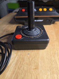 Vintage 2011 Atari "Flashback 3" Classic Game Console W/60 Classic Atari Games!