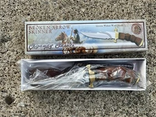 Frost Cutlery 10" Fixed Blade Walnut Wood Handle Chipaway Knife +Sheath CW6082OW