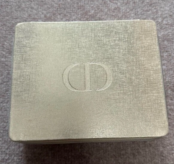 Christian Dior PRESTIGE Nouveauté Bijoux Cosme Box Étui Accessoire JAPON VACANCES