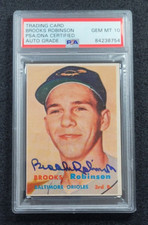 Rare 1957 BROOKS ROBINSON Signed ROOKIE Topps Card-BALTIMORE ORIOLES-PSA 10 Auto