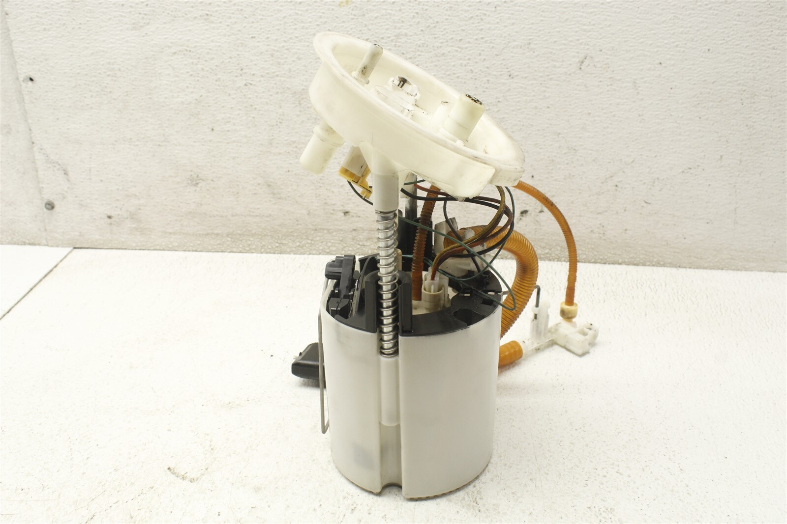 2008 2013 BMW M3 E92 Fuel Pump Unit eBay