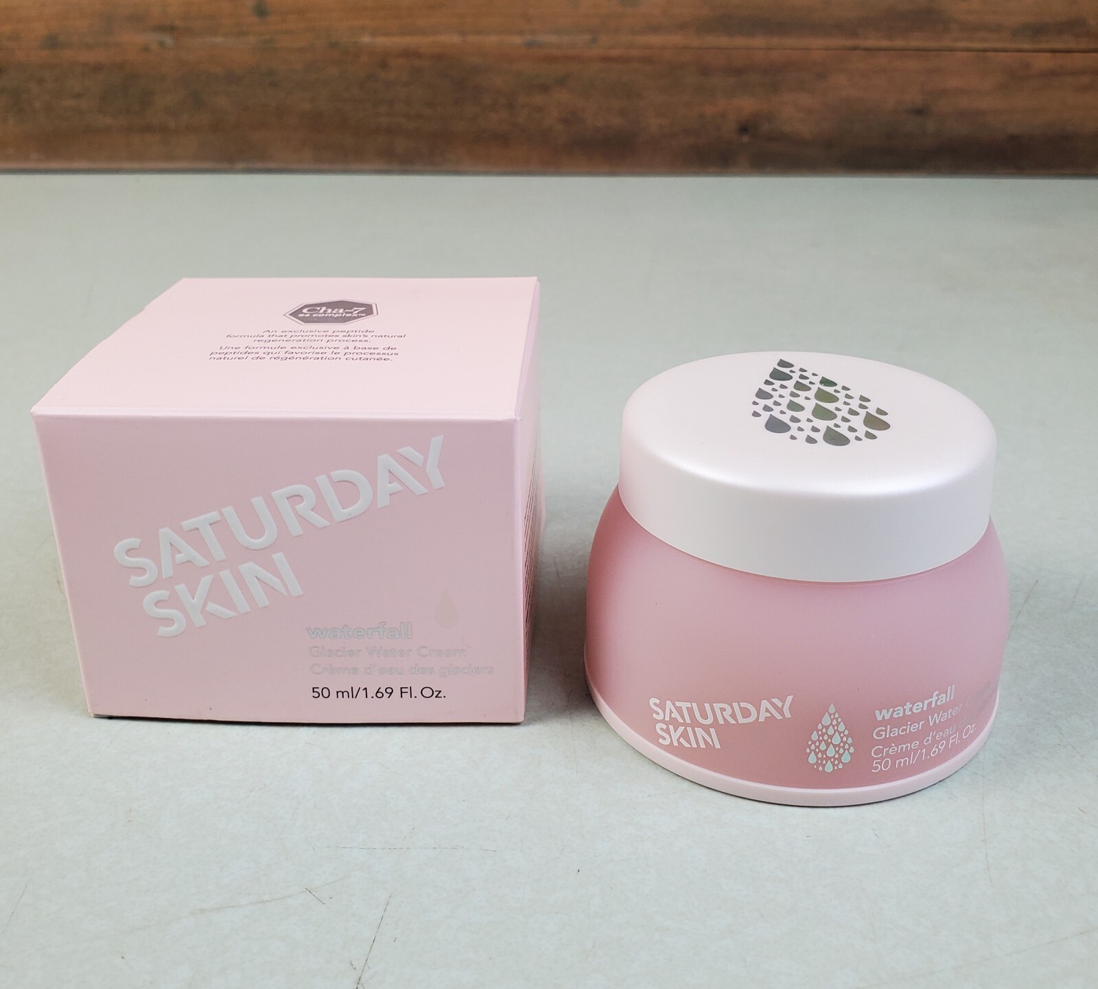 Saturday Skin Waterfall Glacier Water Cream • 1.69 Fl Oz