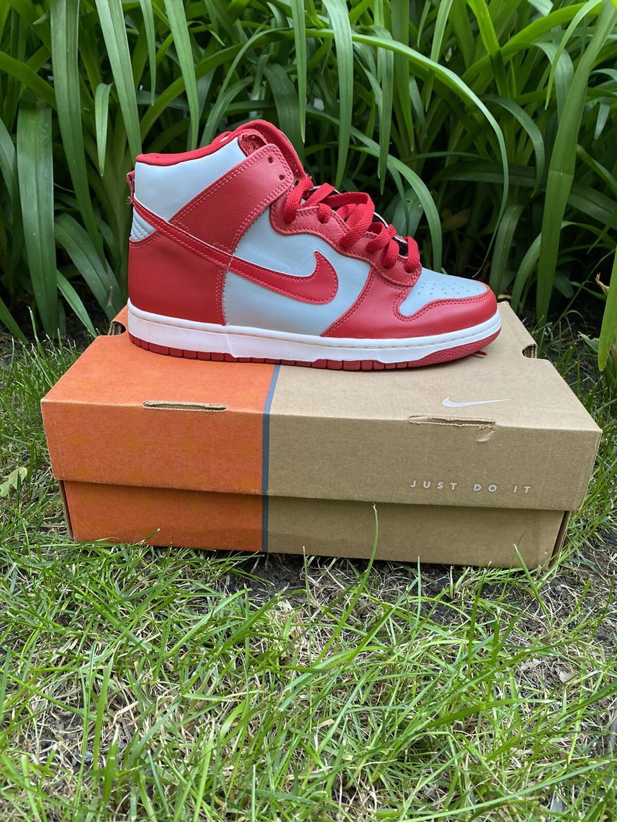 NIKE DUNK LE 1999 UNLV ULTRAMAN JPN JAPAN Silver/varsity red NIKE DUNK LE 1999 UNLV ULTRAMAN JPN JAPAN Silver/varsity red