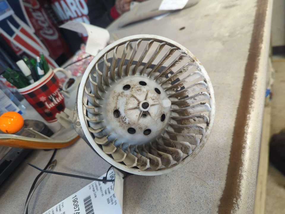 Двигатель вентилятора CHEVY S10 ПИКАП 94 95 96 97 98 99 00 01 02 03 ПРОВЕРЕН НА ТРЕЩИНЫ - Изображение 4 из 4