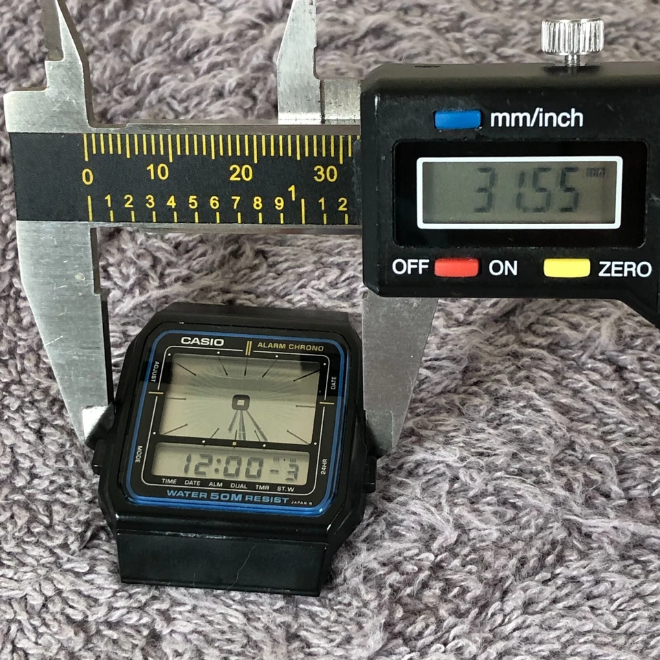 Vintage 1985 Casio Men AE-11W Multifunction Quartz Analog Digital 32mm Watch - Image 3 of 4