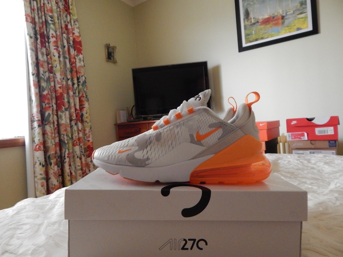 Nike Air Max 270 SE womens shoes, size US, Brand new in box