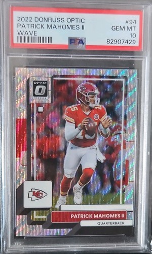 Panini 2022 Donruss Optic Patrick Mahomes II Chiefs #94 Wave Prizm /300 PSA 10