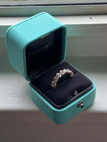 Tiffany & Co. Victoria® Alternating Diamond Band Ring 18K Rose Gold 2.27 CTW