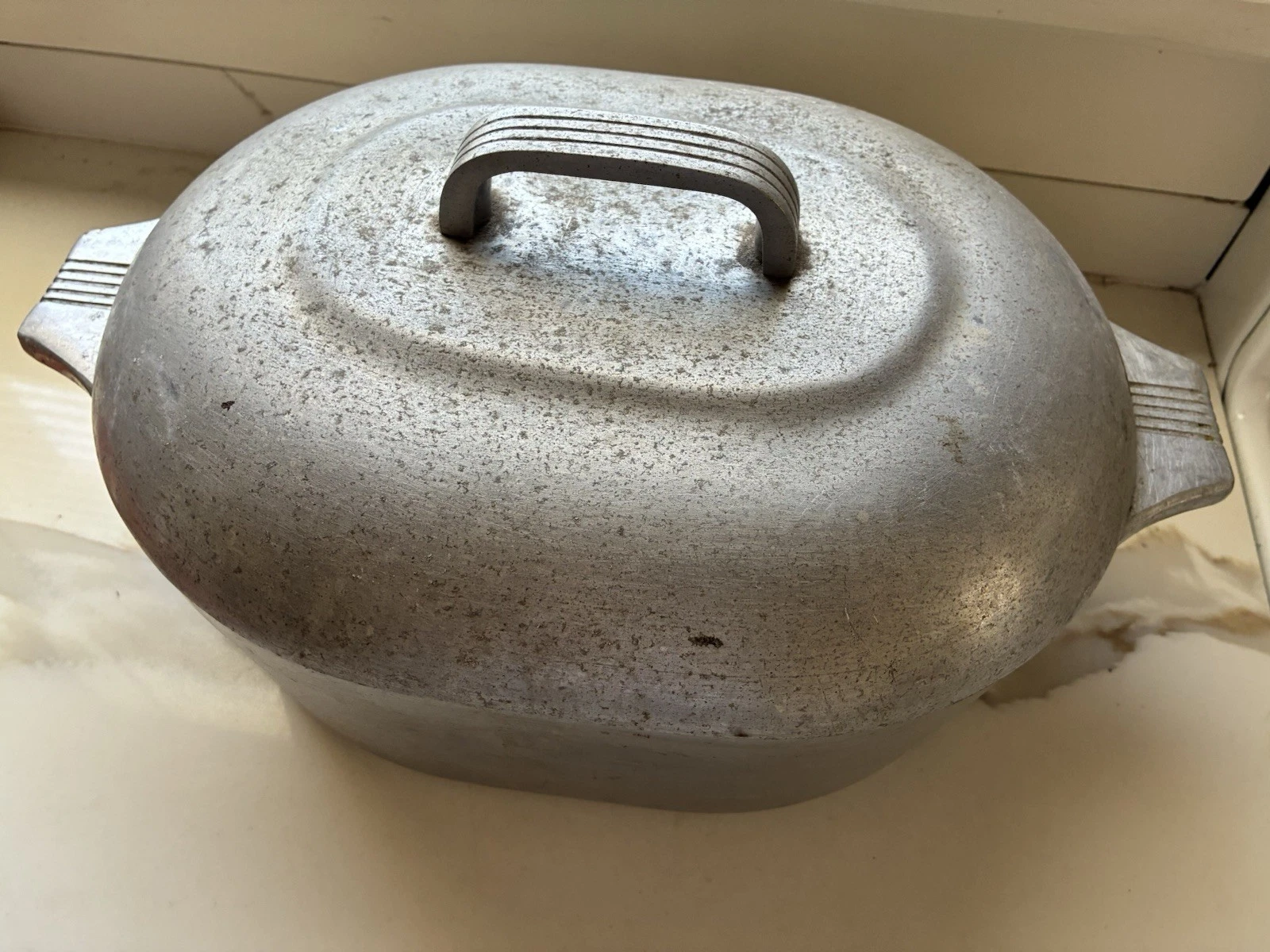 Vintage Magnalite 4265 Aluminum 8 Qt Dutch Oven Roaster NO TRIVET
