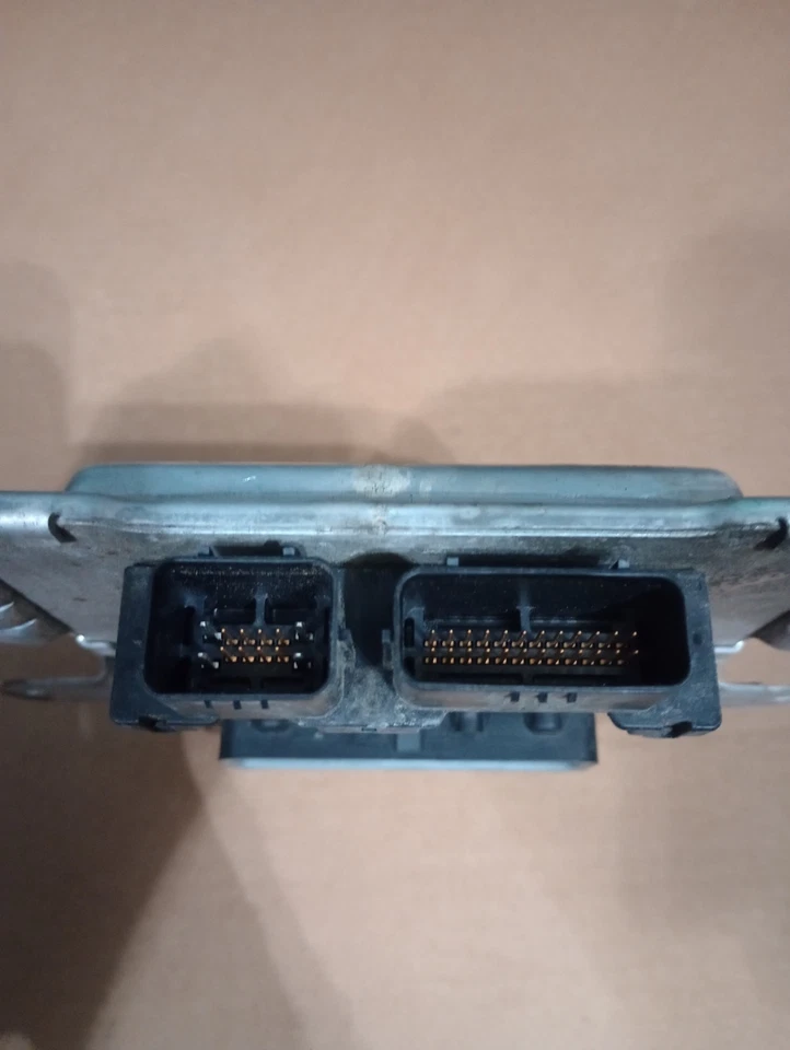 2007 Jeep Commander, Grand Cherokee BCM BODY CONTROL MODULE UNIT P04692105AH - Image 3 of 3
