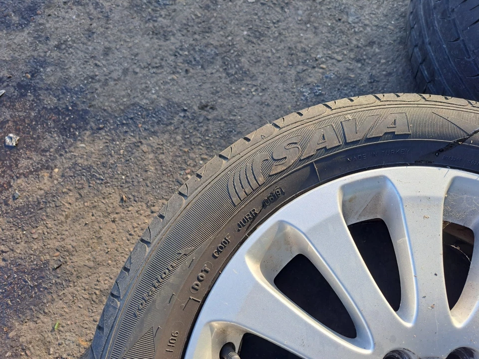 Subaru Impreza 3 1 Satz Alufelgen Typ GR mit Sava Reifen 205/55R16 Dot 0619 - Bild 3 von 4