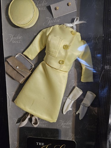 Jackie Kennedy Yellow Outfit For Jackie Doll New In Box Barbie Size 11.5 Doll - Picture 5 of 7