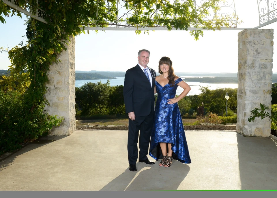 Calvin Klein Women's Off The Shoulder Gown with Hi Low Hem Dress Size 8 - Image 3 of 3