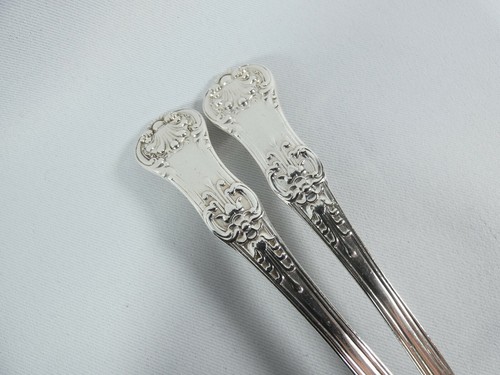 Antique Victorian 1838 Pair Sterling Silver Dessert Spoons Queens Pattern Oyster - Picture 4 of 10