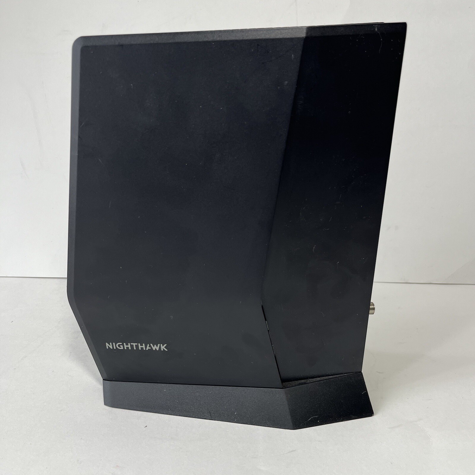 NETGEAR Nighthawk AX2700 CAX30 AX6 6Stream WiFi 6 Cable Modem