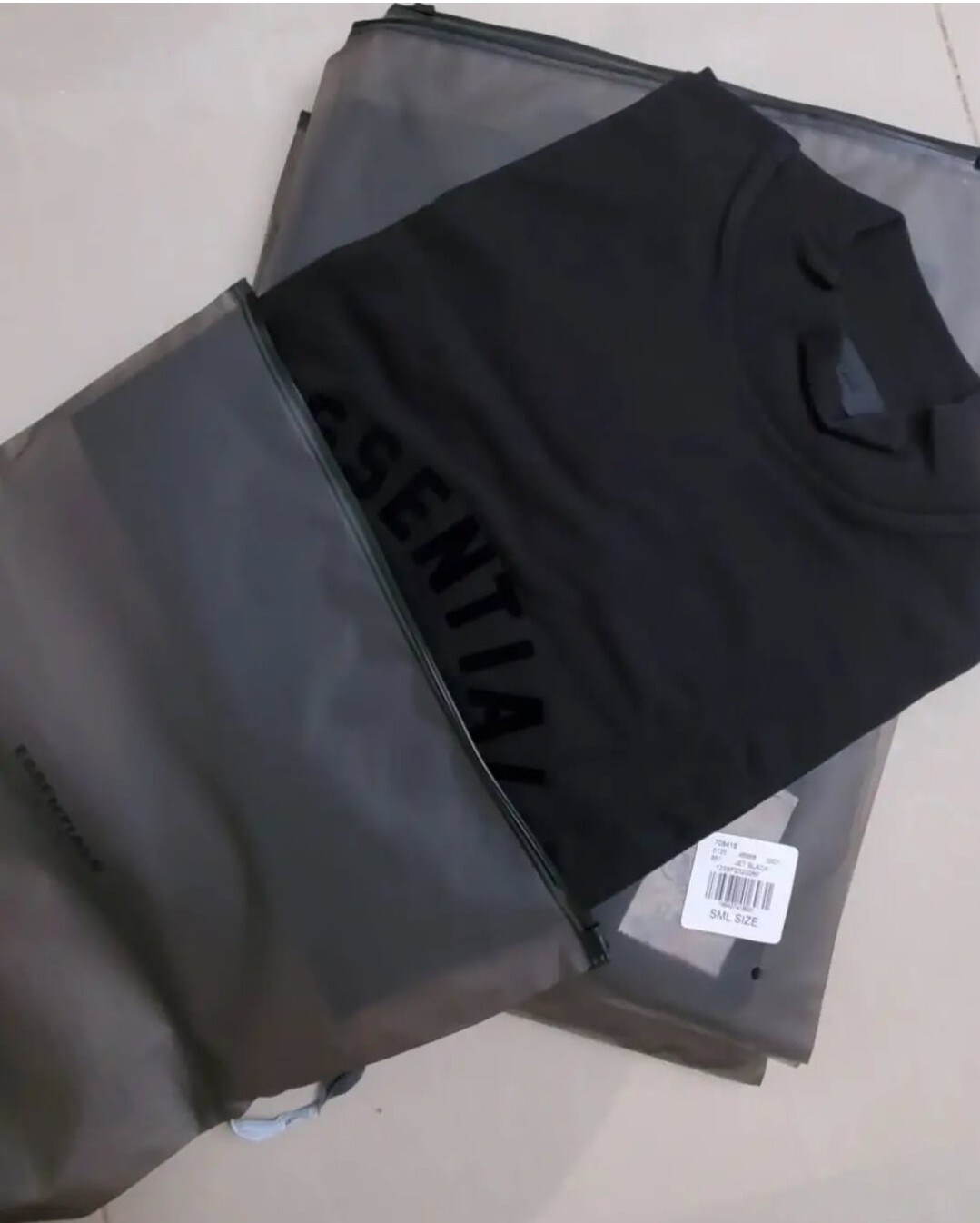 Men's Fear of God ESSENTIALS Oversized T-Shirt Size Small