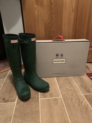 matte green hunter boots