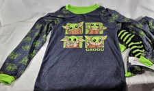 Boys' Star Wars: The Mandalorian The Child Pajama Set w/ Socks Gray Large 12/14