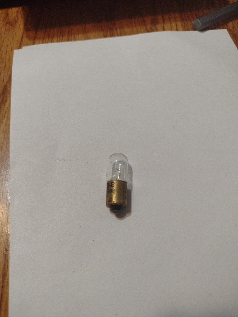 GE 1888 Miniature Lamp Light Bulb 12v Automotive Tractor NOS Vtg