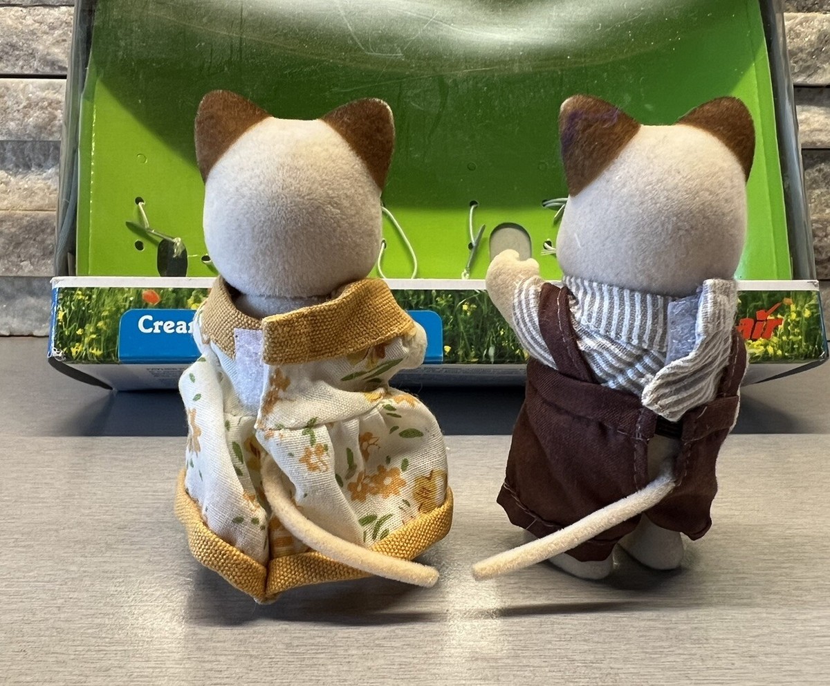 Sylvanian Families Keats Cream Cat Family Boxed Calico Critters 