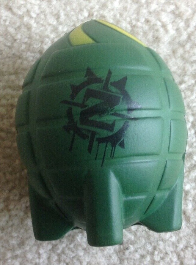 nerf zombie strike bat