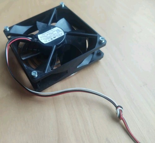 Minebea NMB, Model: 3610KL-04W-B49 DC12V 0.28A, Chassis Power, 3-Pin Cooling Fan - Bild 8 von 10