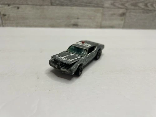 Hot Wheels Redline 1974 Police Cruiser Olds 442 Diecast Base / Opening Hood