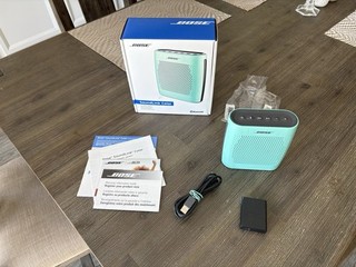 Bose Soundlink Color Bluetooth Speaker Mint Original Accessories Great Cond.