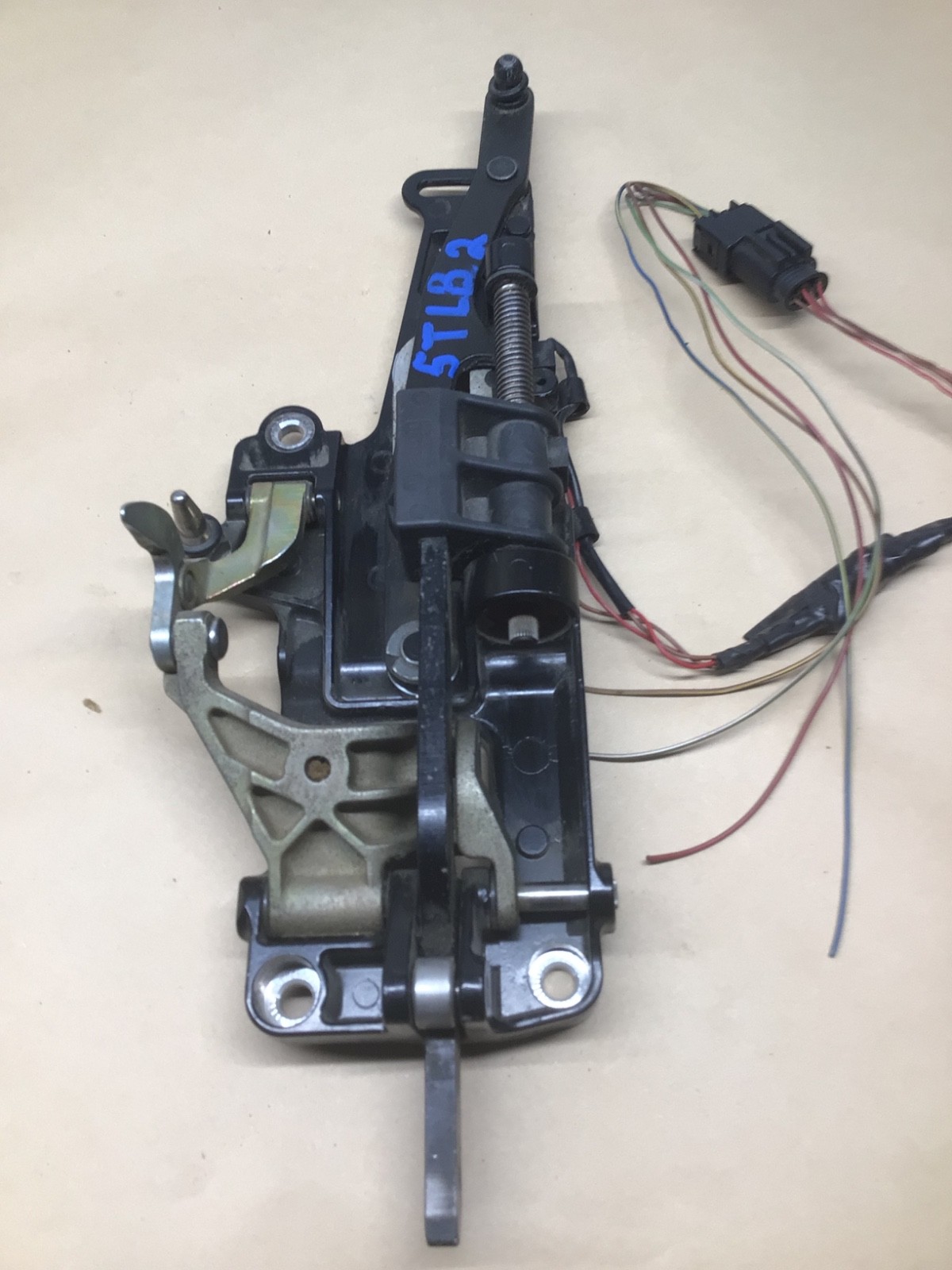 Maserati Turismo Webasto /Gran Cabrio Convertible Top Latch Left Side 1002209 LI