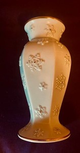 Lenox Winter Splendor Snowflake Gold Trim Bud Vase Snowflake