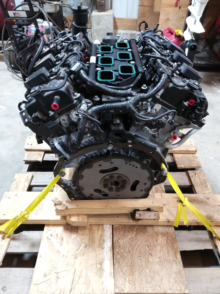 2020 2021 2022 2023 Chrysler Pacifica Engine 3.6 Motor 30k Miles 68441191AA - Image 4 of 4